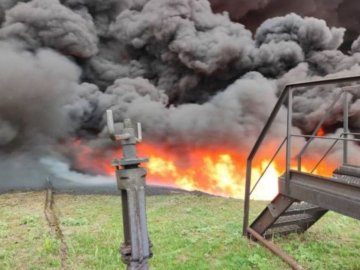 У Лисичанську Росія атакувала нафтове підприємство
