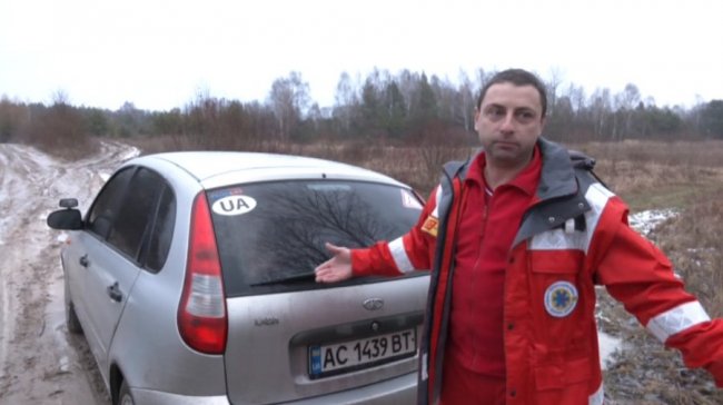 «Ми як на хуторі живемо»: жителі волинського села скаржаться на відсутність дороги до райцентру. ВІДЕО