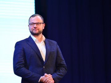 Затвердили умови оплати за роботу Ігоря Поліщука