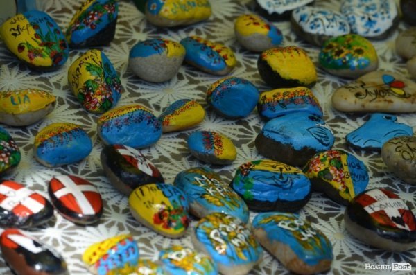 У Луцьку відзначили День молоді та День Конституції. ФОТО