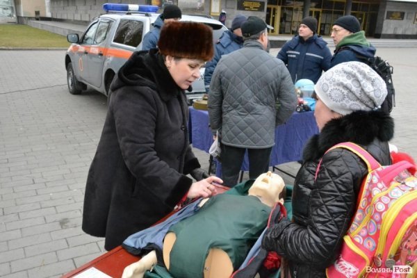 У центрі Луцька навчають, як уберегтися від «сюрпризів» терористів. ФОТО
