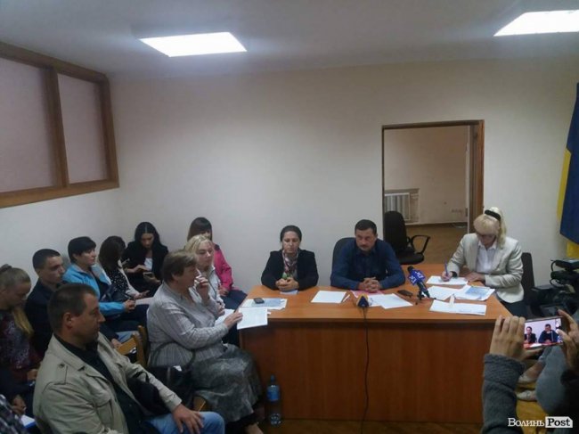 Голова луцького виборчкому хоче покарати «прогульників»