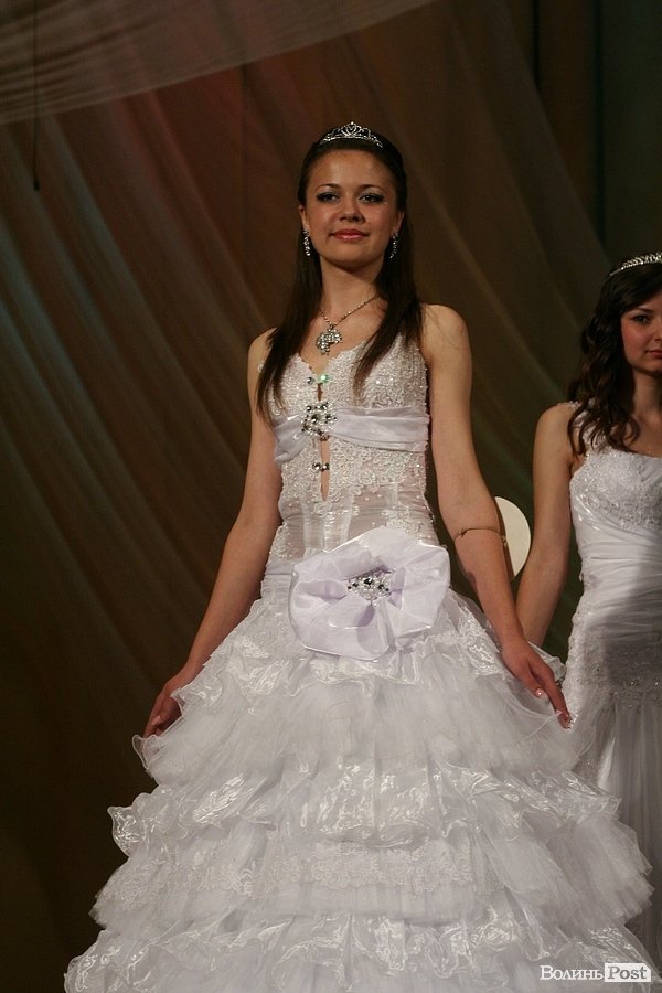 У Луцьку вибрали «Міс СНУ-2013». ФОТО