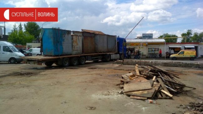 Так нині виглядає ліва частина Центрального ринку