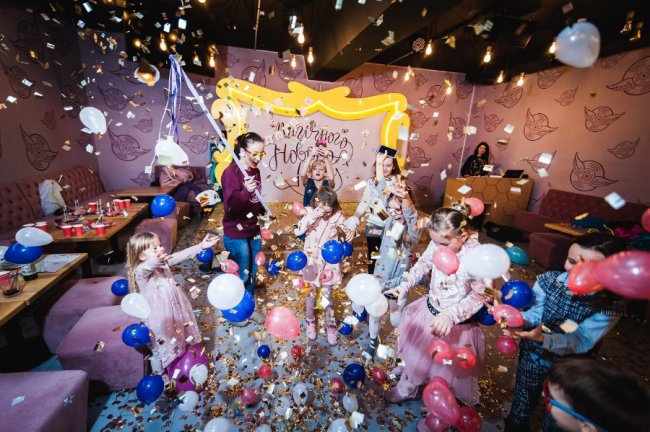 Афіша подій у луцькому «Промені» на травень. ФОТО*