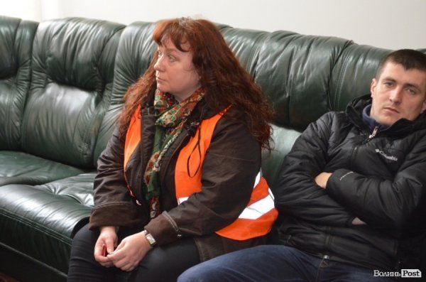 У Луцьку водії «гудять» під мерією. ФОТО