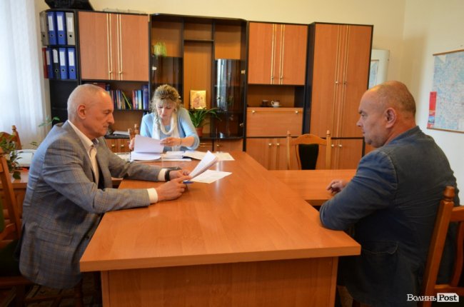 Мало говорив, але багато слухав: Савченко провів прийом громадян