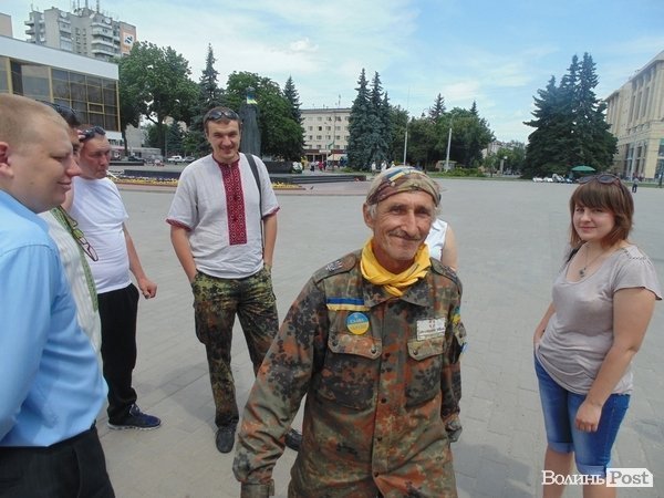 Народне віче у Луцьку. ФОТО
