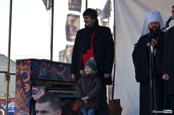 «Кадрове» віче в Луцьку. ФОТО. ВІДЕО