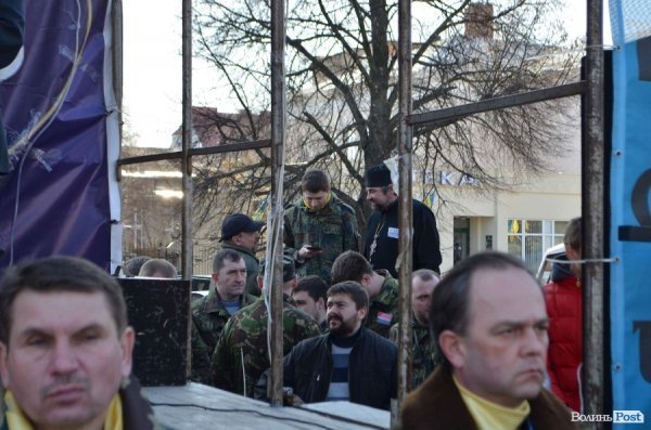 «Кадрове» віче в Луцьку. ФОТО. ВІДЕО