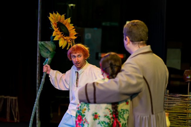 Реальні історії, зібрані у сценічне зізнання: чим дивуватимуть у Волинському драмтеатрі 4 – 8 лютого