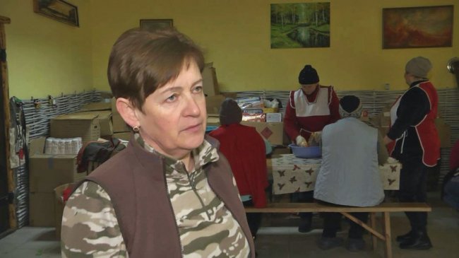 Волонтерки з села на Волині готують їжу для 200 бійців, які перебувають на реабілітації. ВІДЕО