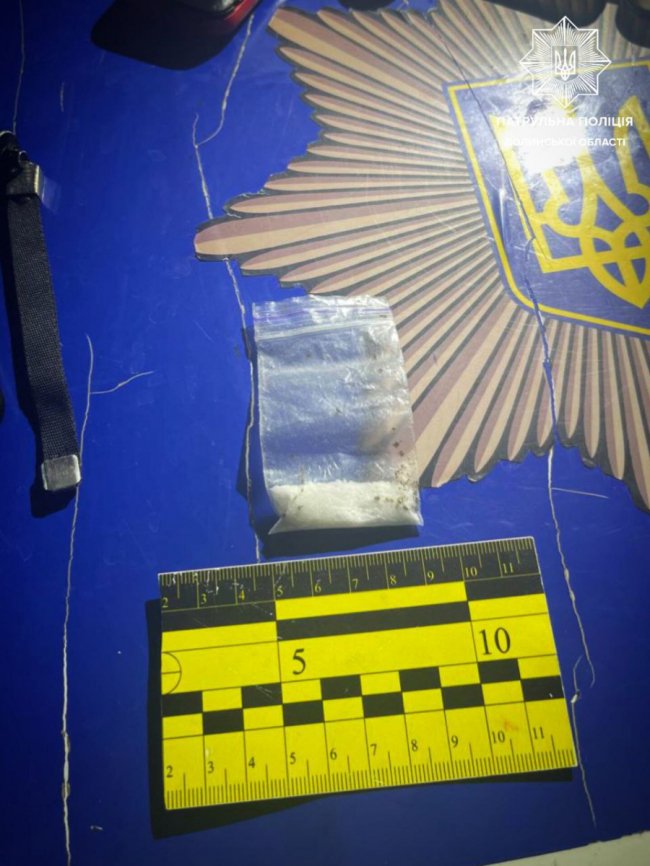 У Луцьку вночі затримали водія «під кайфом»: у пасажира знайшли наркотики. ФОТО