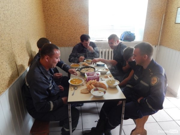 Робота луцьких пожежників очима журналіста. ФОТО. ВІДЕО.