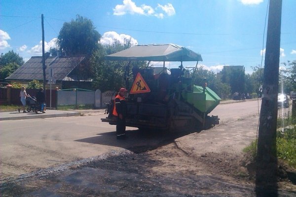 У райцентрі на Волині ремонтують дорогу. ФОТО. ВІДЕО