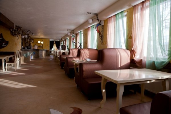 Фото з сайту maska.ub.ua