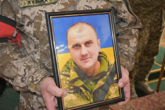 День скорботи: лучани віддали останню шану трьом Героям