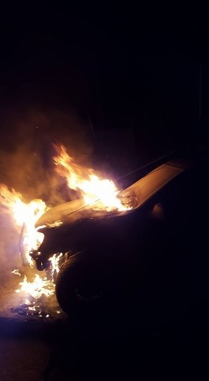 У Луцьку згоріло авто громадського діяча