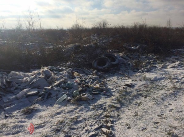 Колишній цукровий завод на Волині перетворюється на звалище