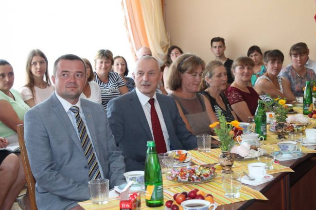 На Ратнівщині 14 жінок стали матерями-героїнями