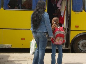 «Діти мають їздити безпечно»: у Володимирі контролюватимуть маршрутників