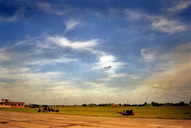 Останні фронтові бомбардувальники Су-24 у Луцьку. ФОТО