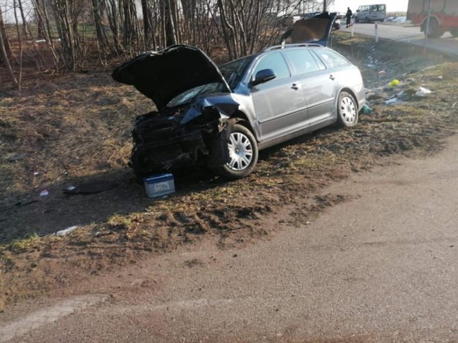 У Польщі сталась смертельна аварія за участі буса і легковика: один українець загинув, інший – в лікарні