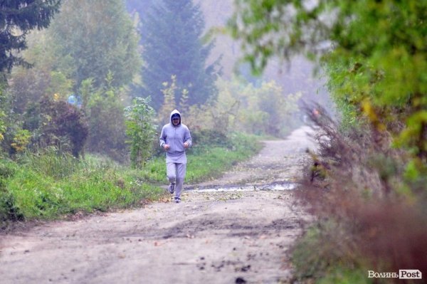 Луцьк. Ранок. Парк. Лучани. ФОТО