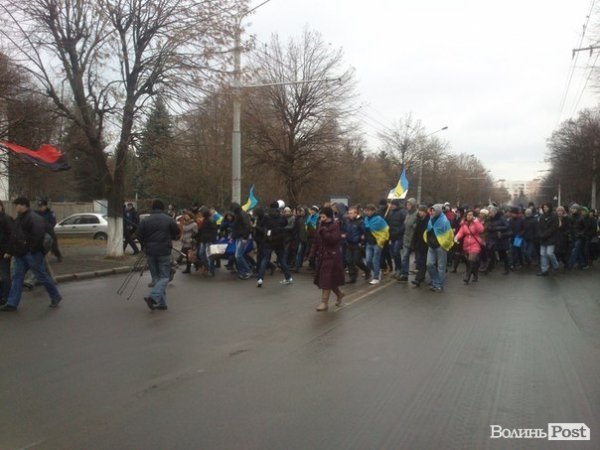 П'ятий день Нового Майдану у Луцьку. ФОТО