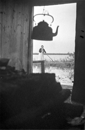 Дітлахи, рибалки та човни: волинське Полісся на фото аргентинки