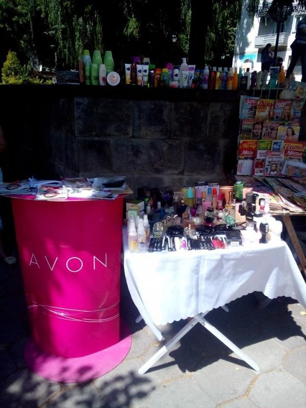 У Луцьку попри заборони продовжують стихійно торгувати. ФОТО