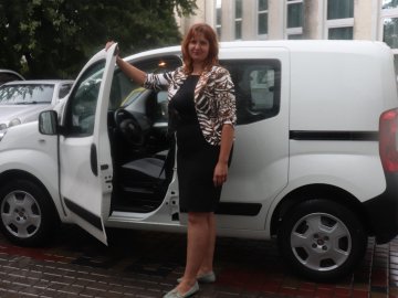 Волинський медзаклад отримав новий автомобіль