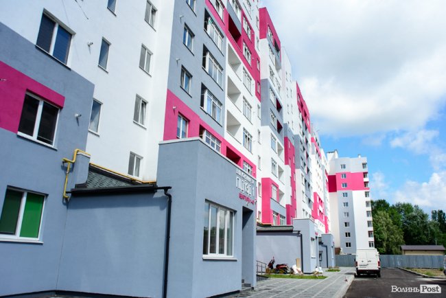 У Луцьку продовжують будувати комфортні та сучасні оселі у ЖК «Caramel Residence». ФОТО*