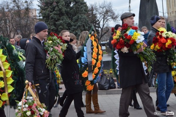 У Луцьку прощалися із загиблим «кіборгом». ФОТО