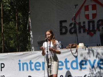 На «Бандерштаті» Віра Савченко розповіла, для чого зробили котли в АТО. ФОТО