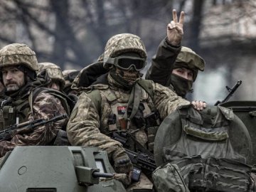 Українські військові провели кілька контратак навколо Бахмута: карти боїв ISW