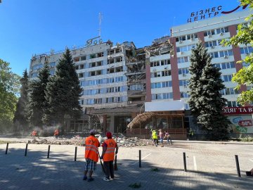 Росіяни обстріляли центр Миколаєва: влучили у готель. ОНОВЛЕНО