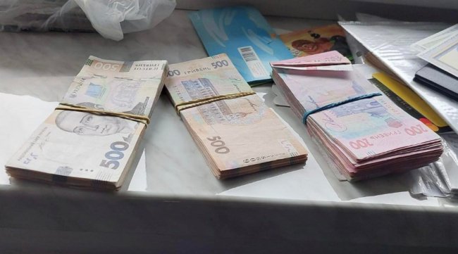 10 000 доларів США за переправлення «ухилянтів» в ЄС: на Волині затримали лікаря і його спільника. ФОТО