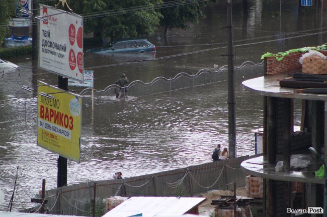 У Луцьку після зливи – потоп. ФОТО. ВІДЕО