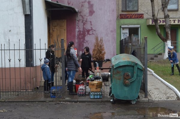 Подробиці пожежі у луцькому більярдному клубі. ФОТО