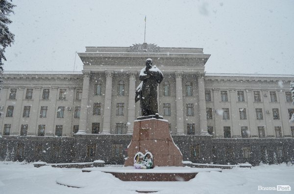 Снігопад у Луцьку. ФОТО