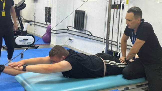 «Мрію ходити. Більше нічого не хочу», - ветеран, який відновлюється у Луцькому реабілітаційному центрі. ВІДЕО