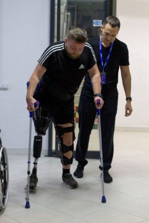 «Мрію ходити. Більше нічого не хочу», - ветеран, який відновлюється у Луцькому реабілітаційному центрі. ВІДЕО