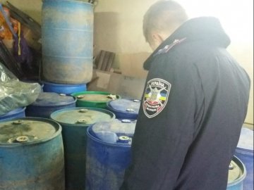 У Ковелі правоохоронці вилучили 4 тонни спирту 