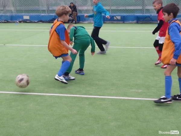 У спорткомплексі «Олімпія» відбувся перший відкритий  турнір з міні-футболу. ФОТО