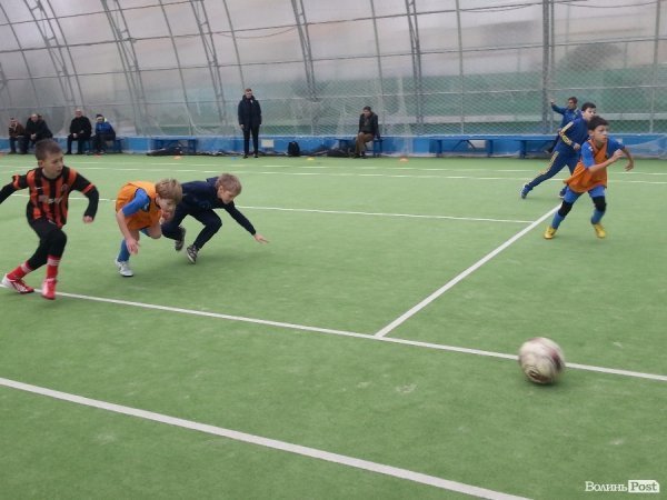 У спорткомплексі «Олімпія» відбувся перший відкритий  турнір з міні-футболу. ФОТО