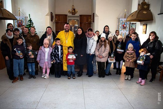 Волинські нацгвардійці організували свято для дітей, які чекають рідних з фронту. ФОТО