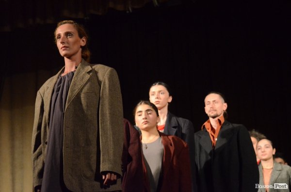 Історії дітей-біженців мовою танцю. ФОТО