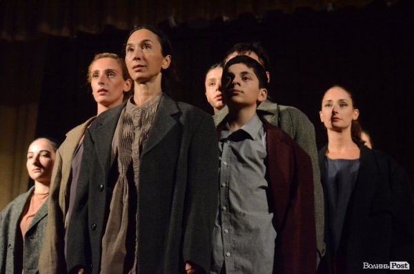 Історії дітей-біженців мовою танцю. ФОТО