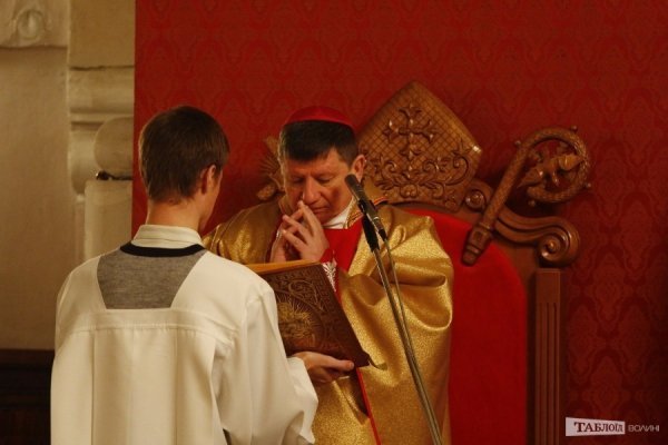 Як Луцькі католики святували Пасху. ФОТО